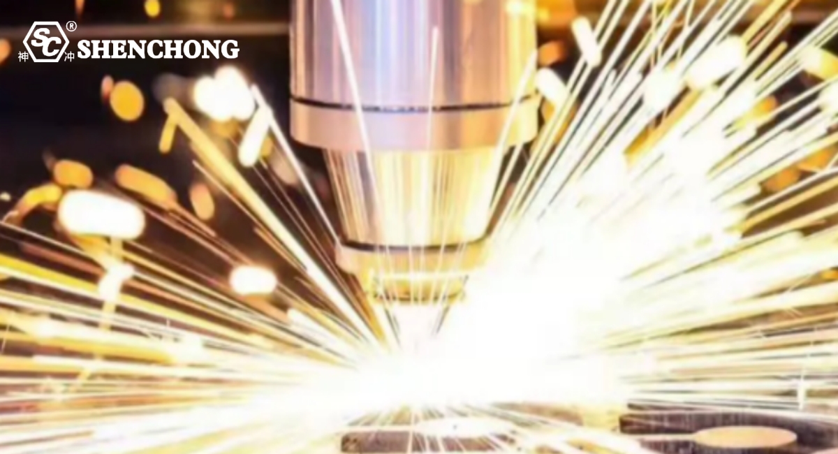 fiber laser cutting machine power