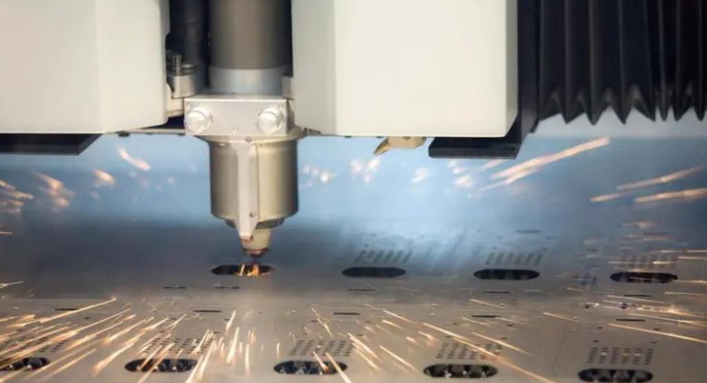 laser cutting machine operation