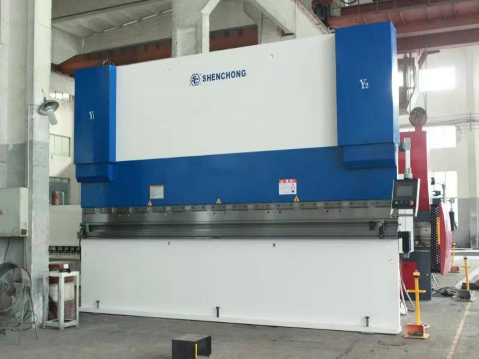 Prensa dobradeira hidráulica cnc de 400 toneladas e 6000 mm para venda